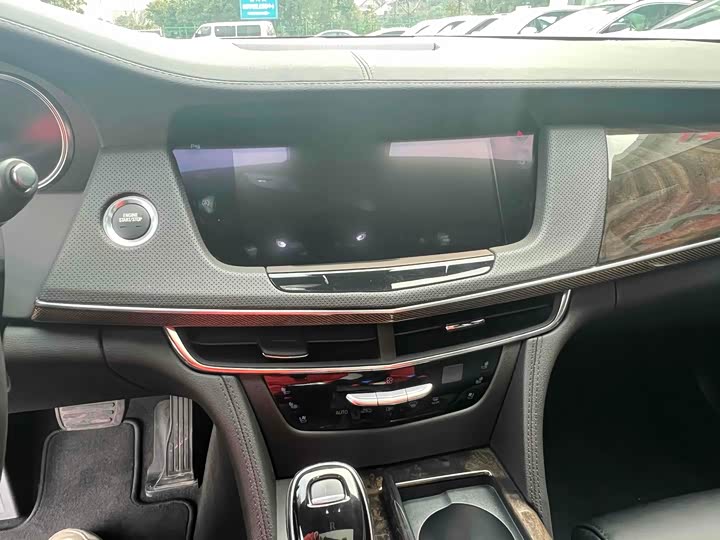 Фото 7 - Cadillac CT6