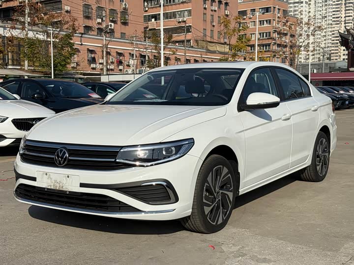 Фото 1 - Volkswagen Bora