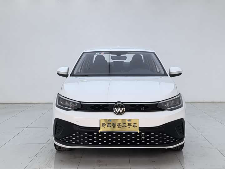 Фото 2 - Volkswagen Lavida