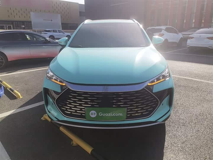 Фото 3 - BYD Tang Hybrid/EV