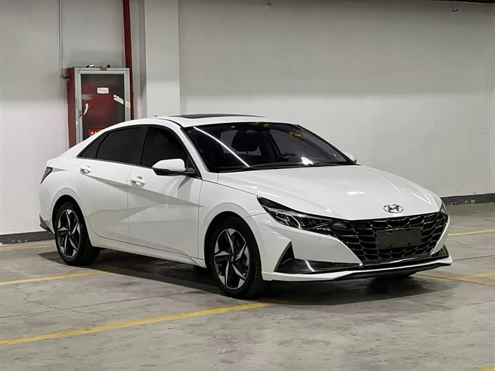 Фото 3 - Hyundai Elantra N line