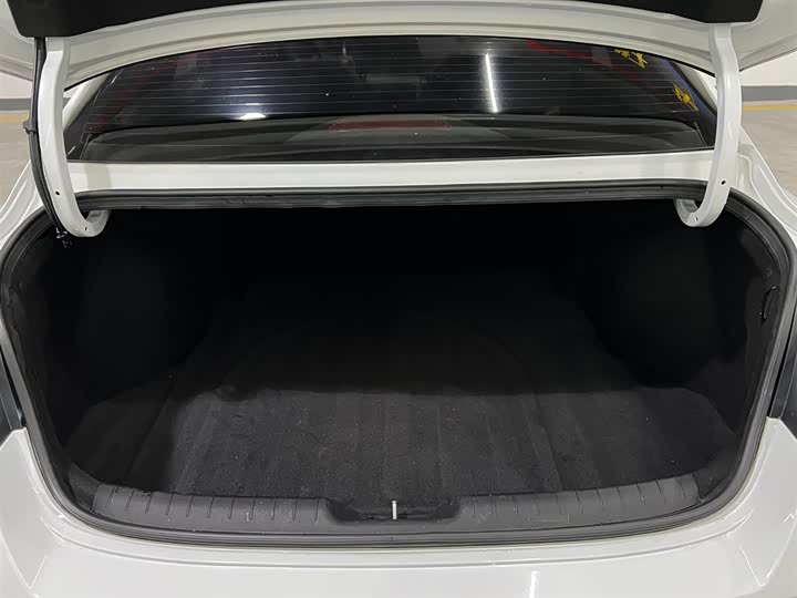 Фото 7 - Hyundai Elantra N line