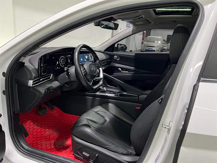 Фото 8 - Hyundai Elantra N line