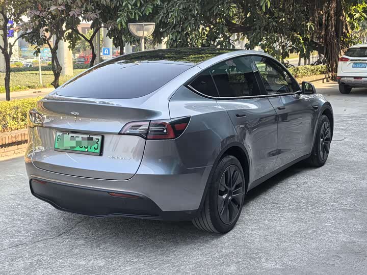 Фото 5 - Tesla Model Y