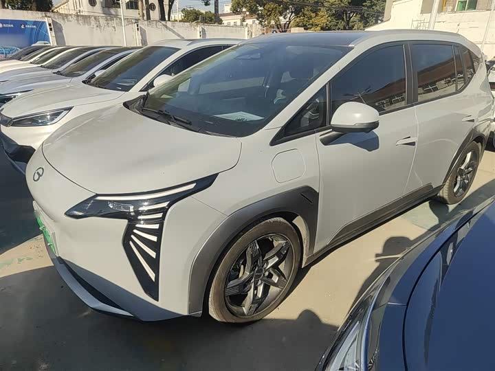 Фото 2 - GAC Aion Y