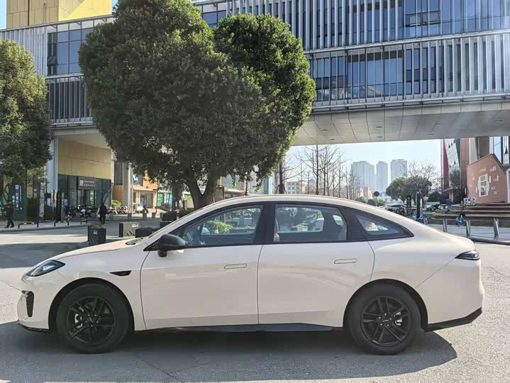 Фото 7 - GAC Aion RT