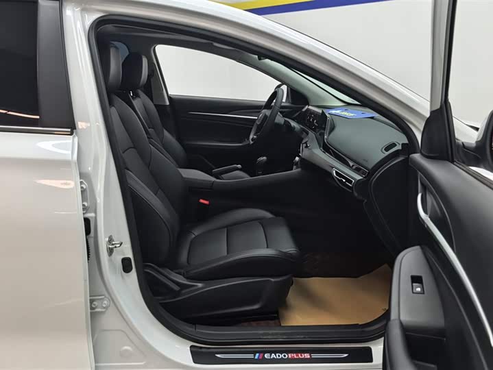 Фото 8 - Changan Eado Plus