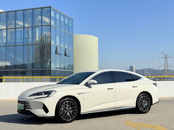 Фото 1 - BYD Seal 07 DM-i Hybrid