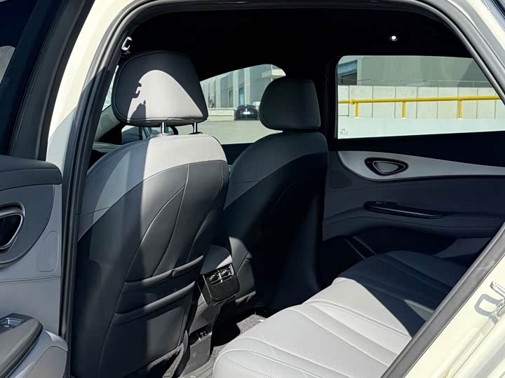 Фото 8 - BYD Seal 07 DM-i Hybrid