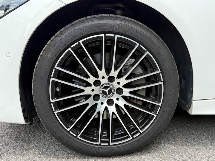 Фото 5 - Mercedes-Benz C-Class