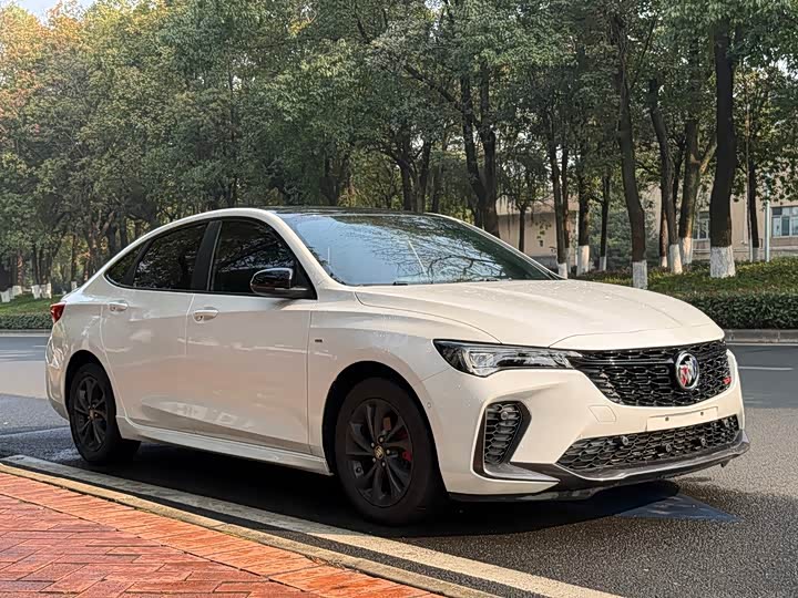 Фото 3 - Buick Verano