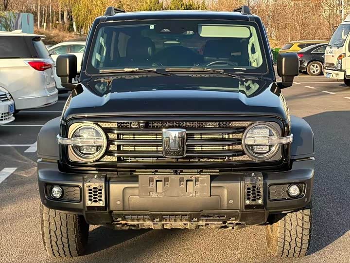 Фото 2 - Tank 300