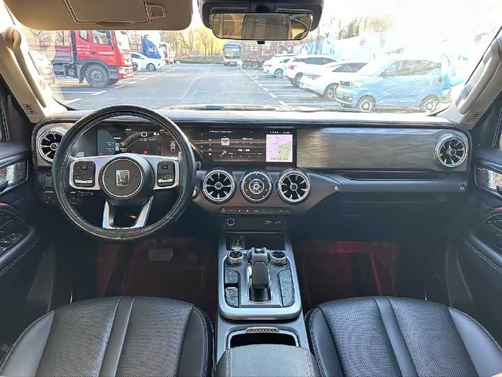 Фото 8 - Tank 300