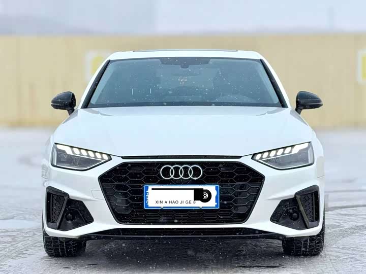 Фото 2 - Audi A4L