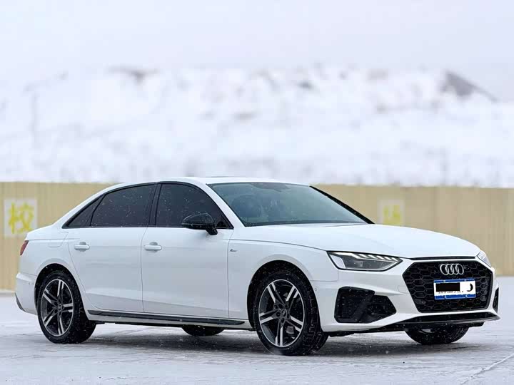 Фото 4 - Audi A4L