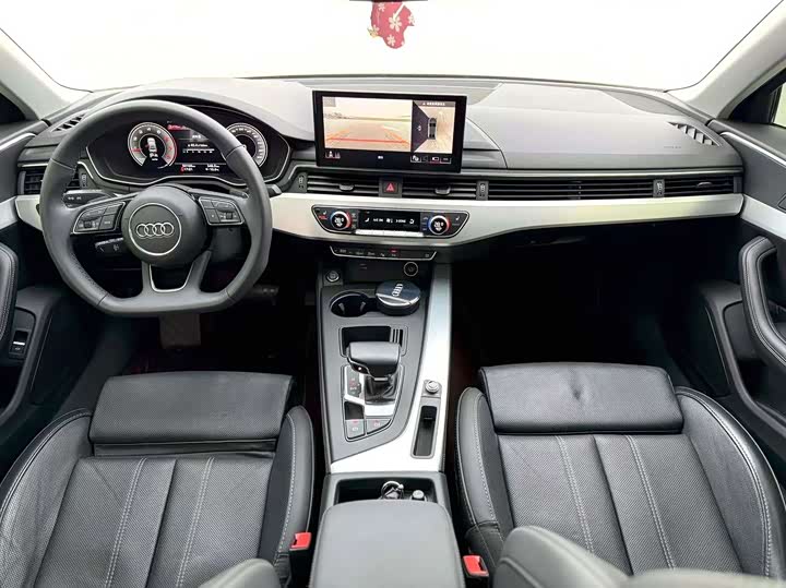 Фото 7 - Audi A4L