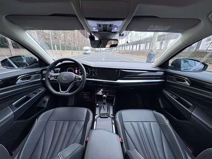 Фото 4 - Volkswagen Passat