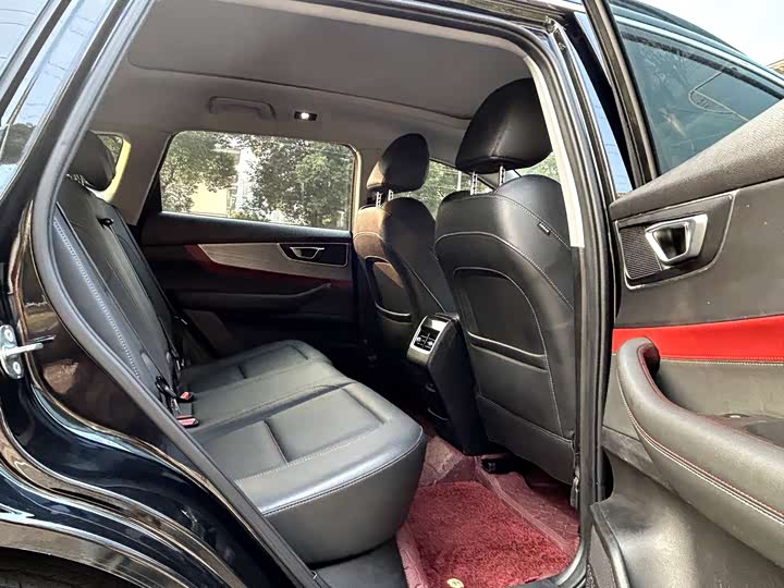 Фото 8 - Chery Tiggo 7