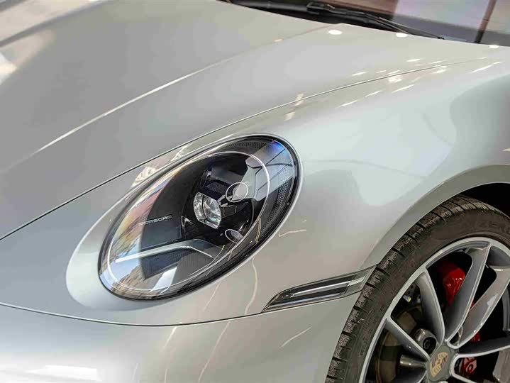 Фото 3 - Porsche 911