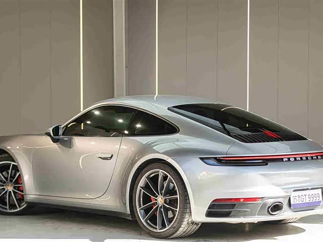 Фото 7 - Porsche 911