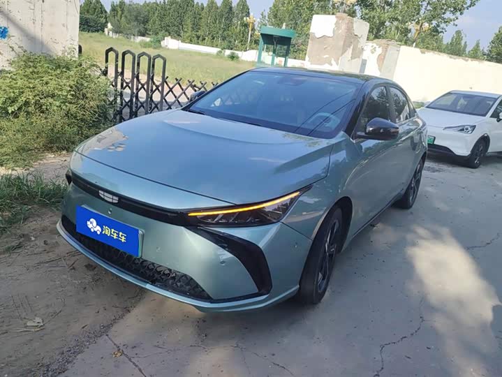 Фото 1 - Geely Geometry G6