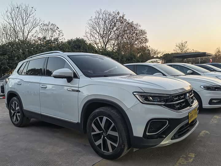 Фото 3 - Volkswagen Tayron