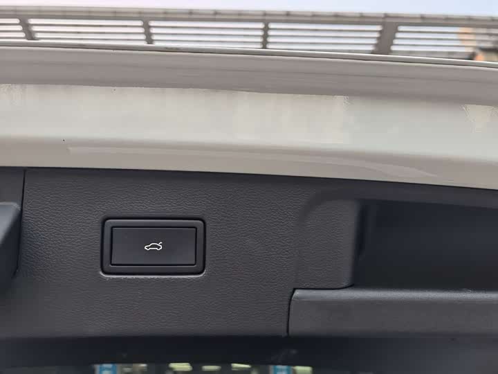 Фото 9 - Volkswagen Tayron