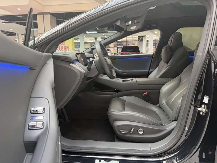 Фото 7 - XPeng F57