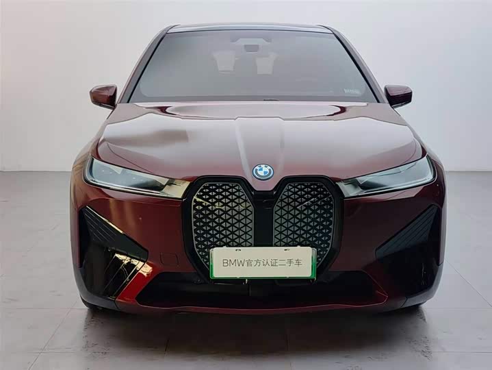 Фото 2 - BMW iX