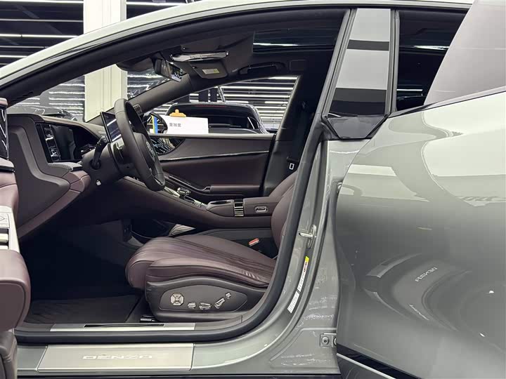 Фото 6 - Denza Z9GT