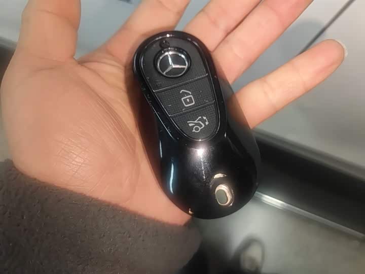 Фото 9 - Mercedes-Benz GLC-Class