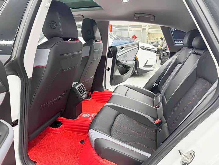 Фото 8 - Volkswagen Lamando L