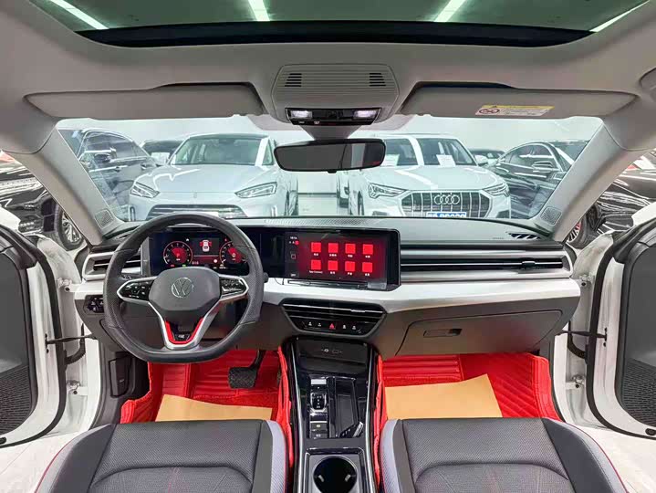 Фото 9 - Volkswagen Lamando L