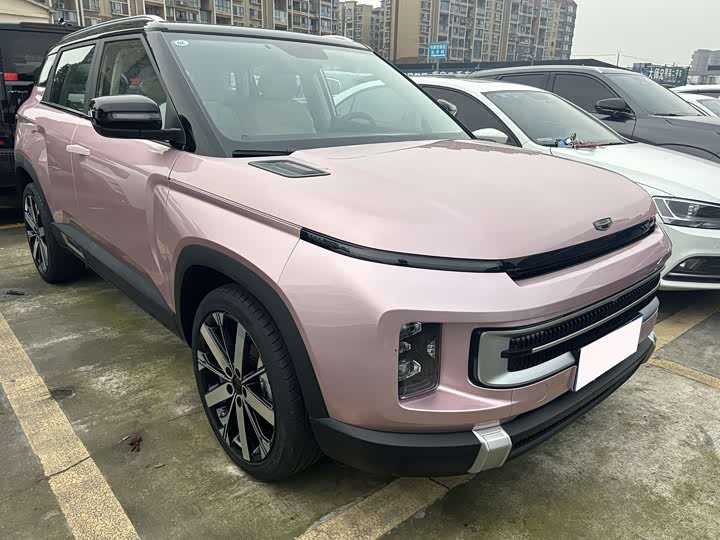 Фото 3 - Geely Icon