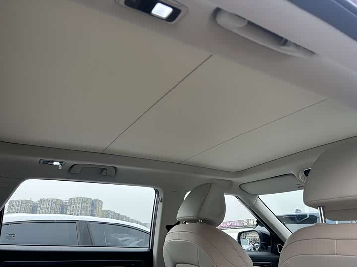 Фото 5 - Geely Icon