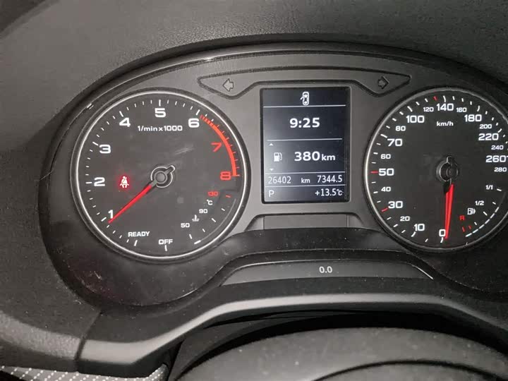 Фото 5 - Audi Q2L