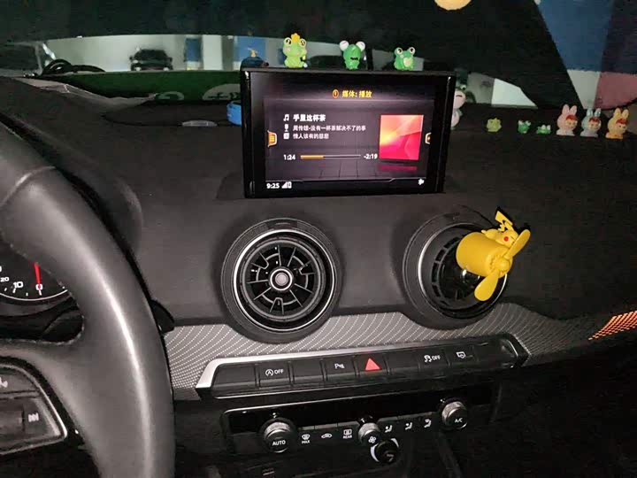 Фото 6 - Audi Q2L