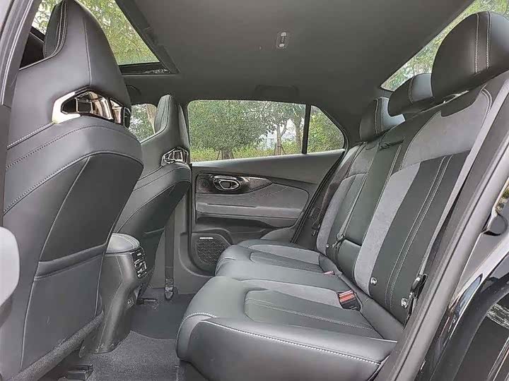 Фото 9 - GAC Trumpchi Empow R