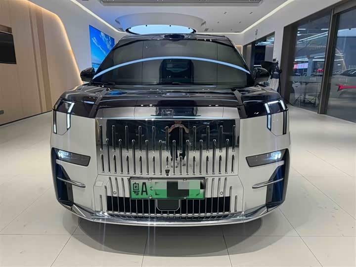 Фото 2 - Zeekr 009