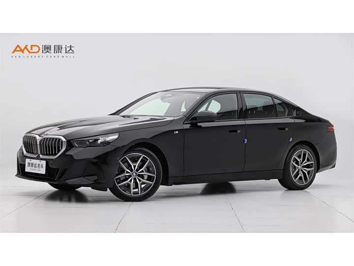 Фото 1 - BMW 5 Series