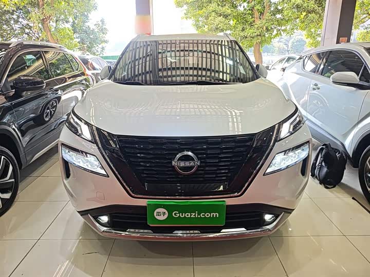 Фото 3 - Nissan X-Trail