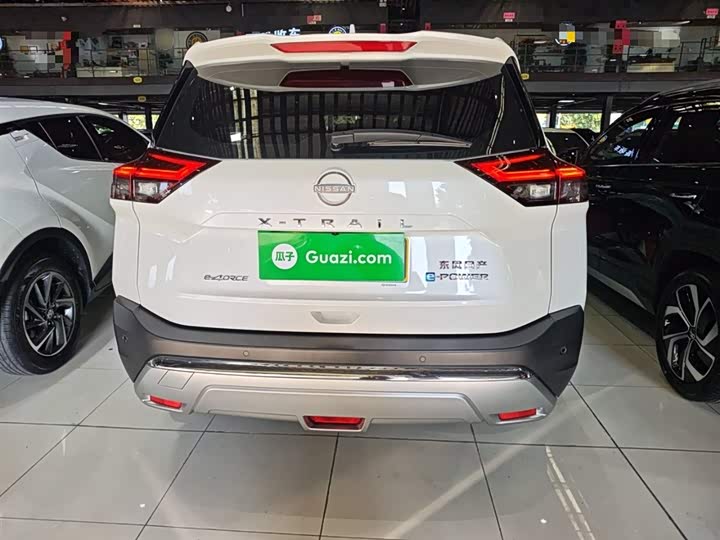 Фото 6 - Nissan X-Trail