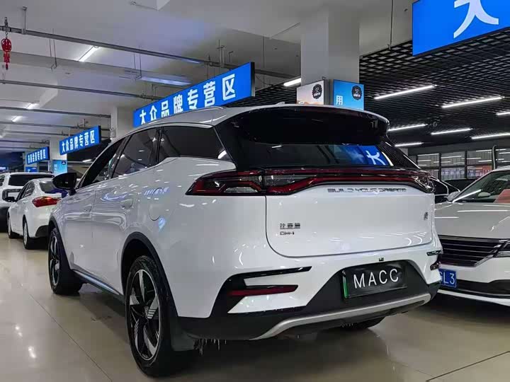 Фото 9 - BYD Tang Hybrid/EV