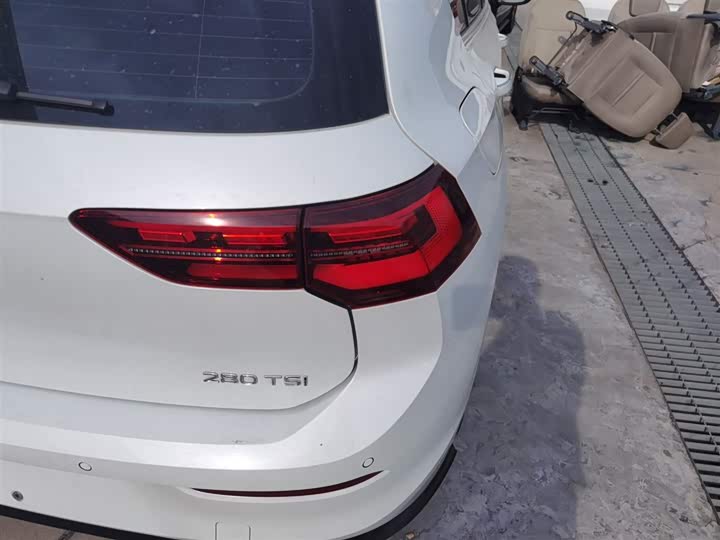 Фото 8 - Volkswagen Golf