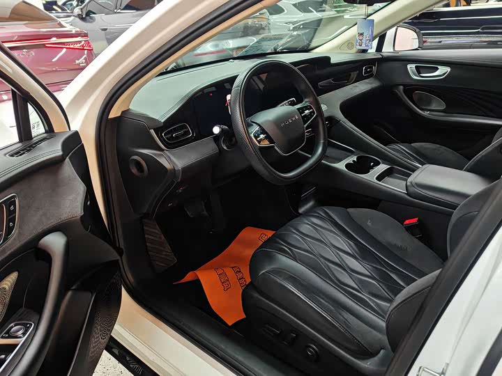 Фото 2 - Roewe D7