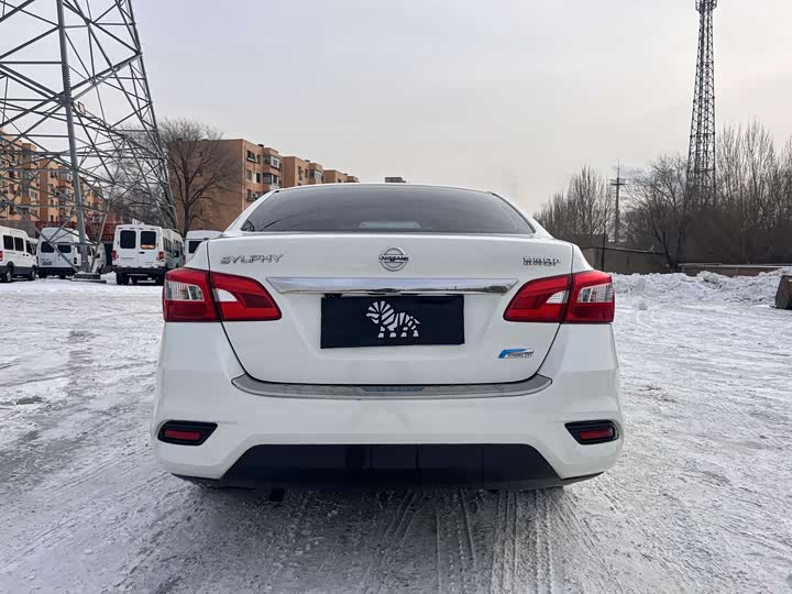 Фото 8 - Nissan Sylphy