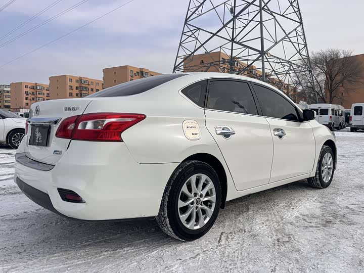 Фото 9 - Nissan Sylphy