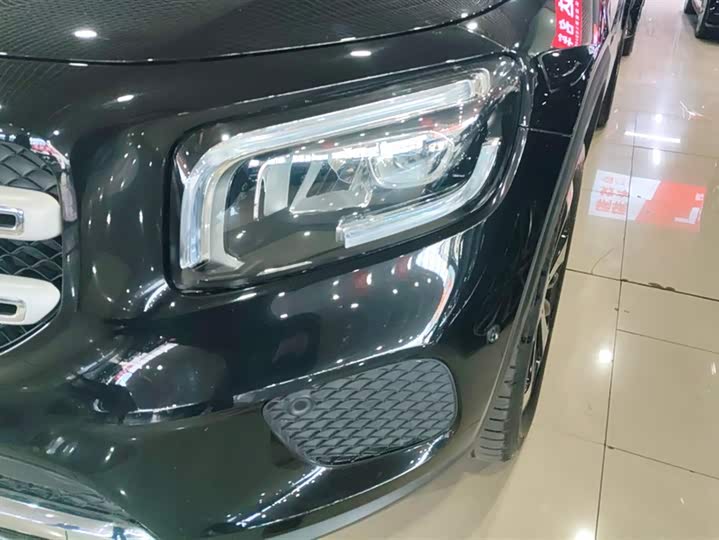 Фото 5 - Mercedes-Benz GLB-Class