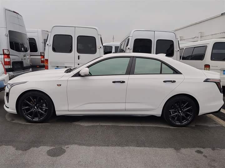 Фото 5 - Cadillac CT4