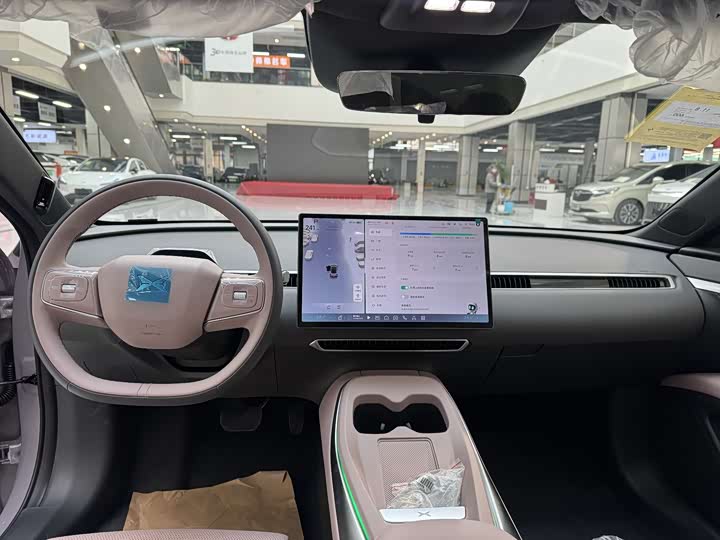 Фото 7 - XPeng Mona M03